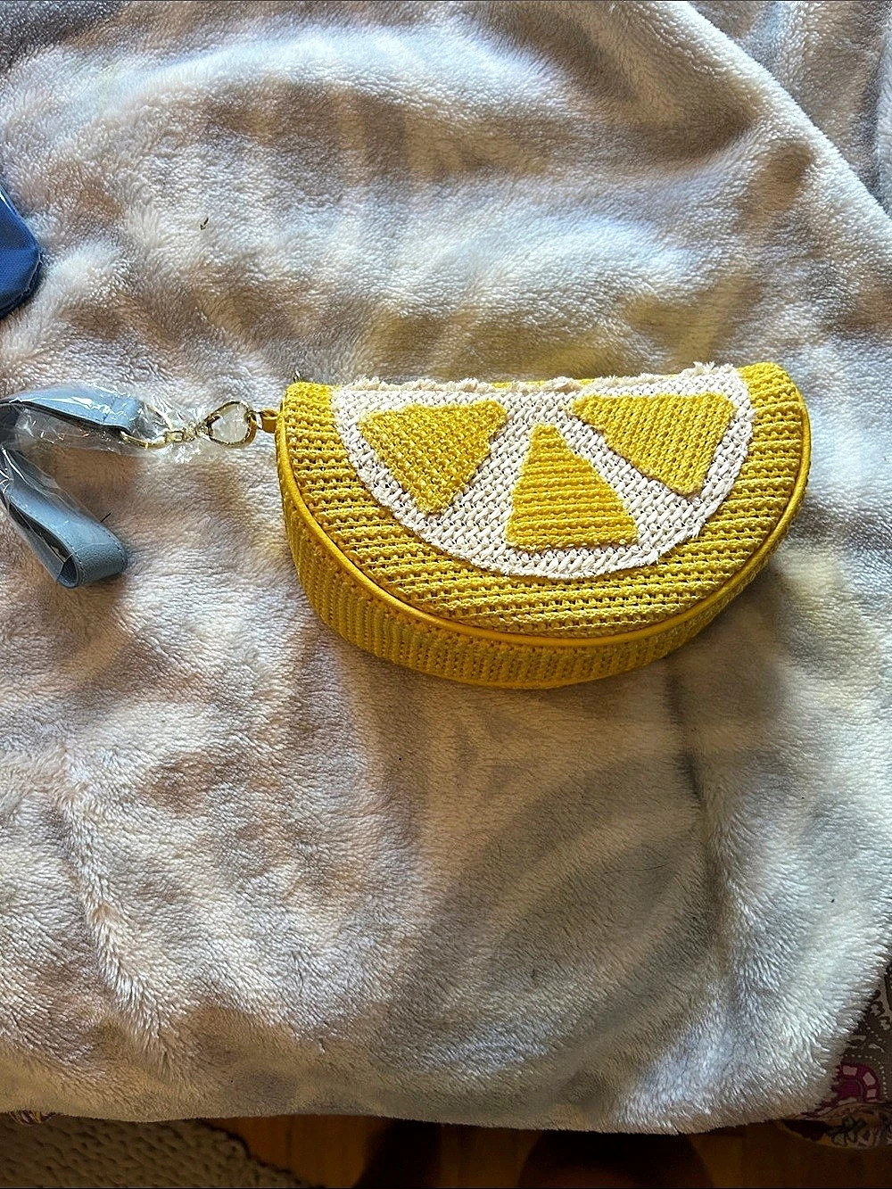 Bath & Body Works Lemon Crochet Wristlet Cosmetic Bag Yellow & White